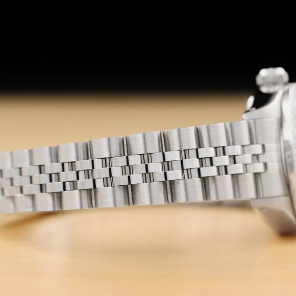 LADIES ROLEX DATE PINK DIAMOND DIAL 18K WATCH - Picture 7 of 7